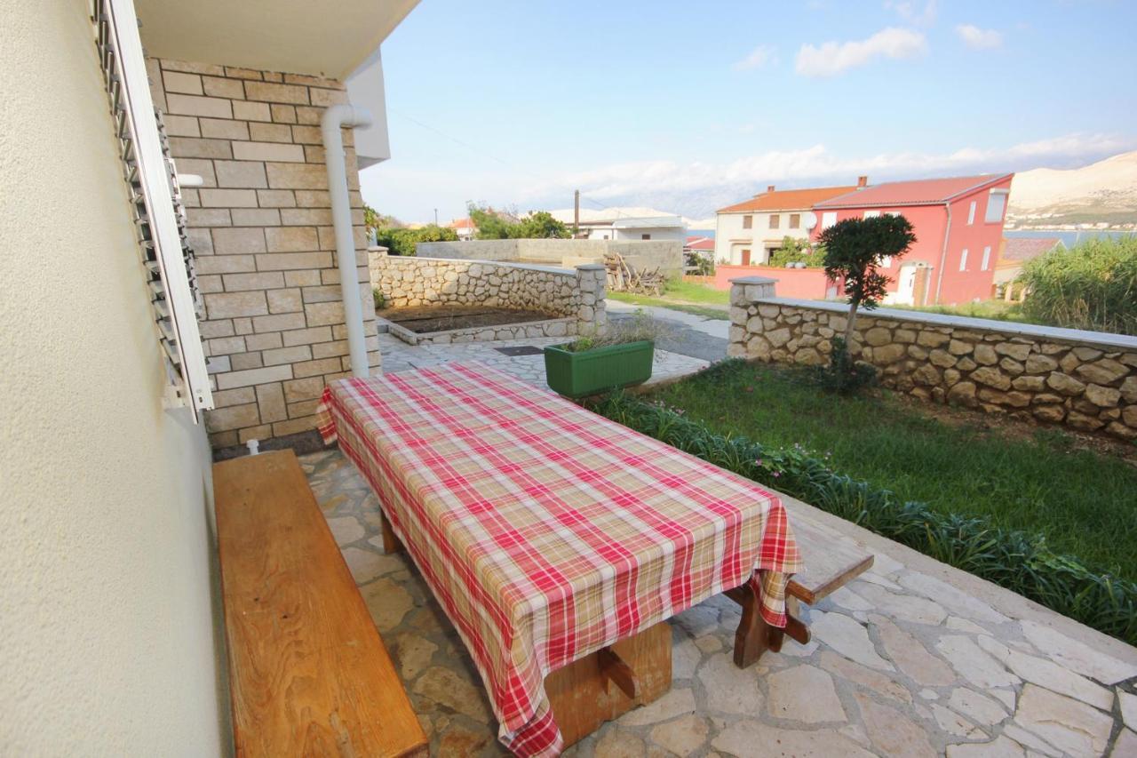 Apartments With A Parking Space Pag - 9388 Pag Town Exterior photo